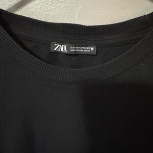 zara black tee
